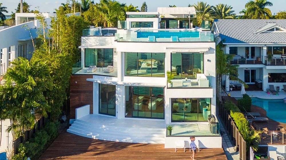 house with rooftop swimming pool